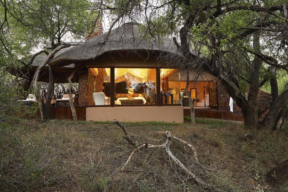Sanctuary Makanyane Safari Lodge Madikwe Game Reserve Luaran gambar